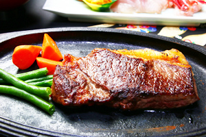 黒毛和牛のステーキ